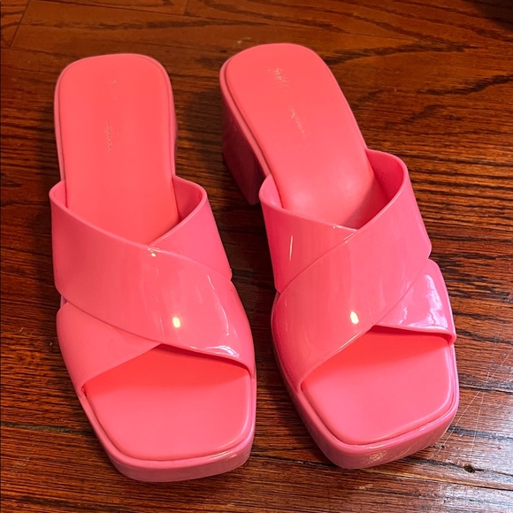Jeffrey Campbell Hot Pink Mules - Picture 4 of 6